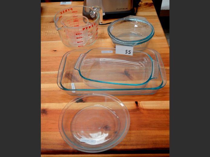 GLASS OVEN DISHES, CASSEROLE, PYREX MEASURING JUG, etc