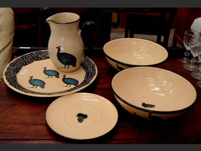 SET OF 5 S.GRAFFITO HAND CRAFTED CERAMICS: JUG, PLATTER, BOWLS, etc