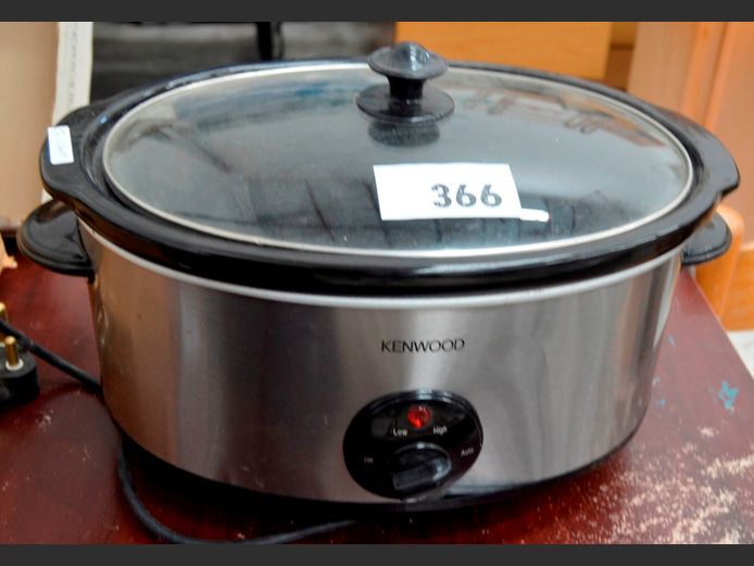KENWOOD SLOW COOKER [Switches on, untested further]
