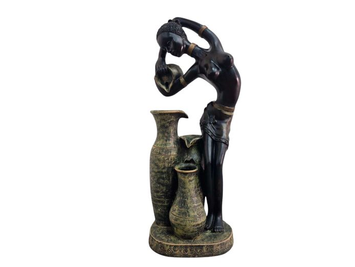 Nubian Queen Garden Water Feature Ornament