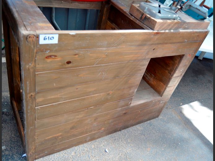 SMALL WOODEN COUNTER, 118 x 56 x 88cm