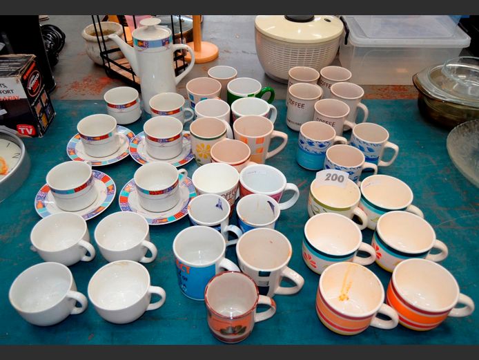 COFFEE POT, MUGS, TEA CUPS & SAUCERS, etc