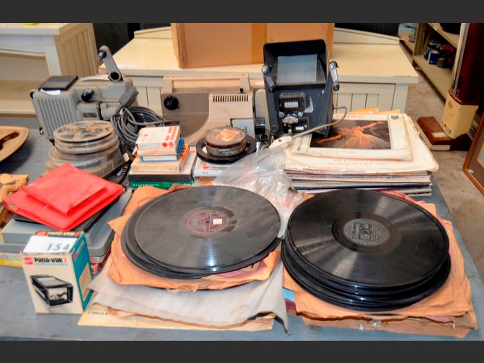 VINTAGE SLIDE PROJECTORS, COLLECTION HIS MASTER'S VOICE RECORDS, etc [Switch on, untested further, Condition of records unknown]