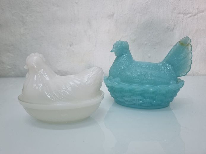 Vintage Pressed Glass Hen on Nest Covered Dishes