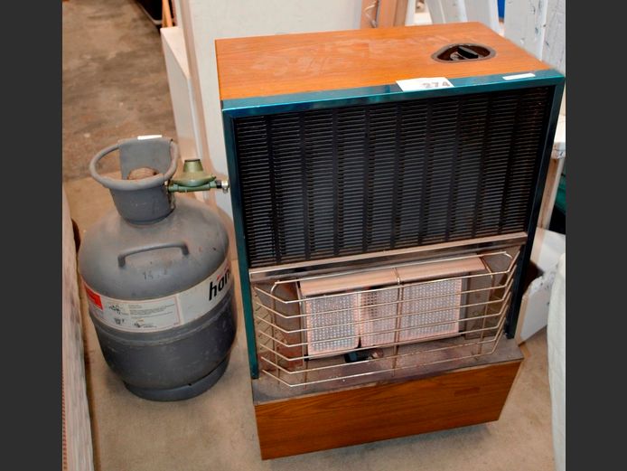9kg GAS CYLINDER & A VINTAGE GAS HEATER [Untested]