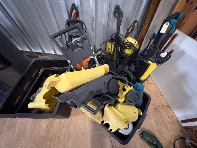 Massive lot of Karchers 