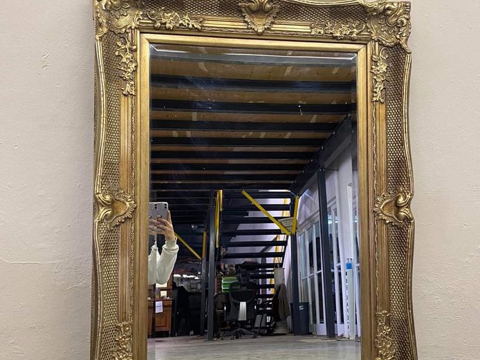 Beveled edge mirror 