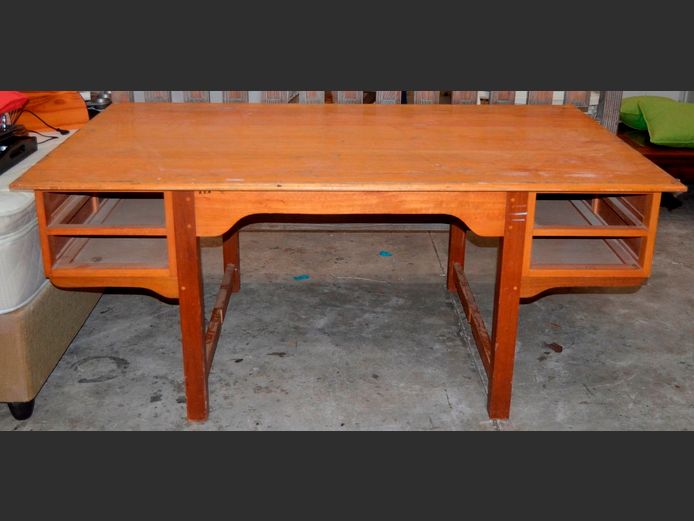 SALIGNA 4-DRAWER TEACHER'S DESK, 180 x 105 x 76cm [Drawers needed]