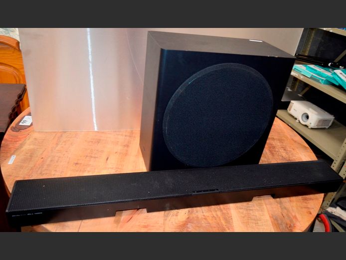 SAMSUNG SOUNDBAR WITH SUBWOOFER [Switch on]