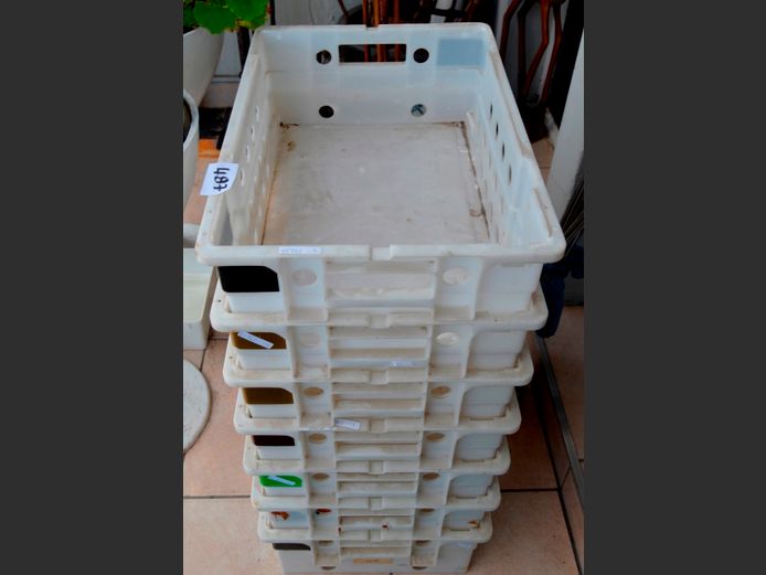 LOT OF 7: WHITE PLASTIC CRATES, 60 x 40 x 19cm