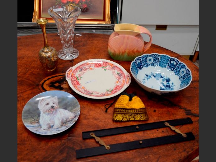 DEVONSHIRE CAKE PLATE, IMARI BLUE BOWL, BRASS VASE, etc