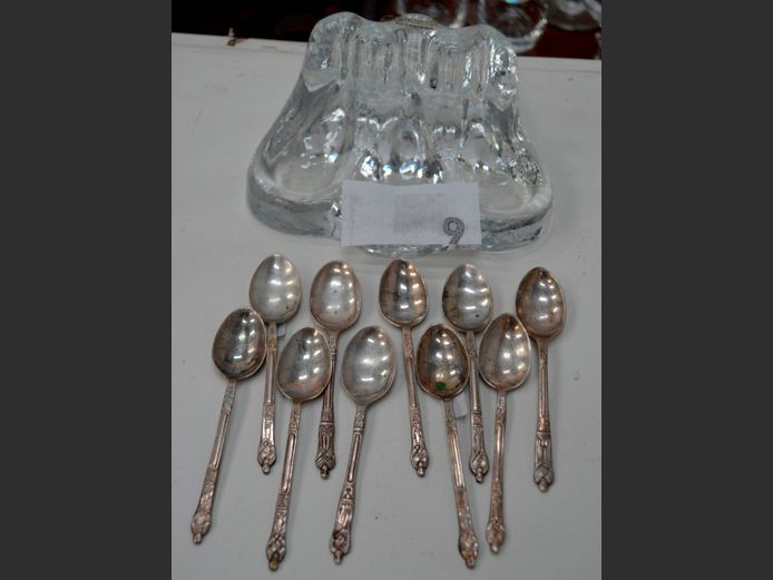 SET OF 10 SILVER PLATE SPOONS & A HEAVY GLASS SPOON REST