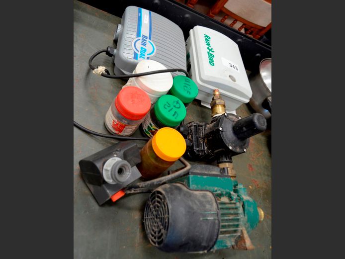 GARDEN PUMP & IRRIGATION CONTROLLERS [Untested]