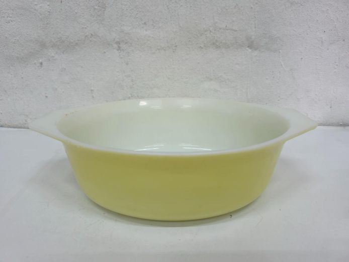 Vintage JAJ Pyrex Yellow Milk Glass Casserole Bowl Made in England