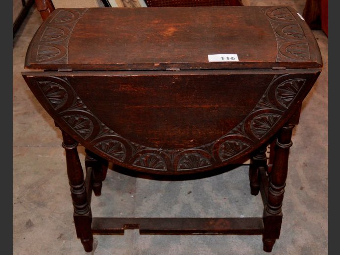 ANTIQUE OAK DROPLEAF TABLE, 77 x 70 x 73cm [1 leaf needed]