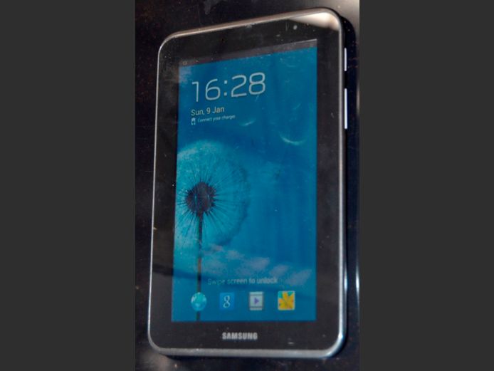 SAMSUNG GALAXY WI-FI TAB [GT-P3110] [Switches on, no charger]