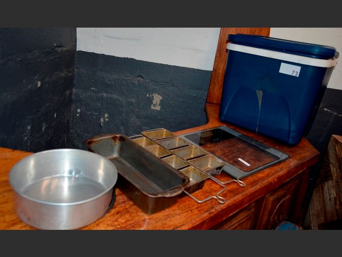 COOLER BOX, LOAF TINS, BATHROOM SCALE, etc
