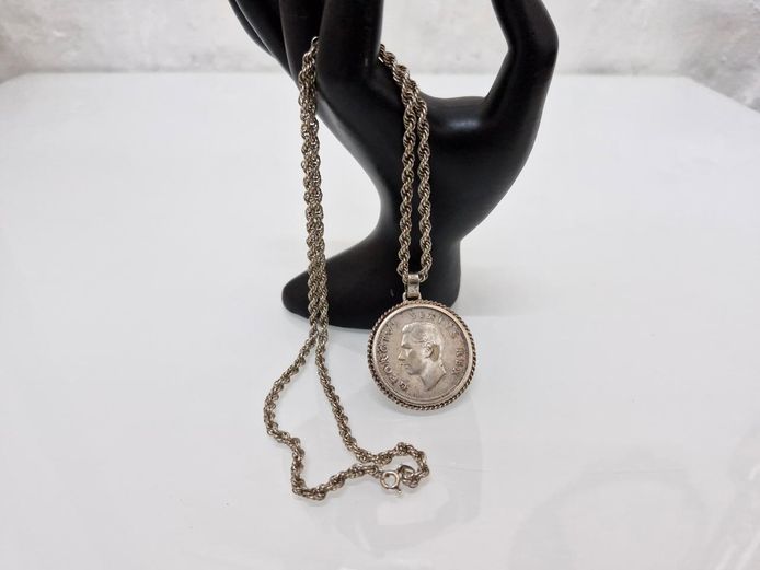 Sterling Silver Rope Chain & 1952 South African Half Crown Pendant