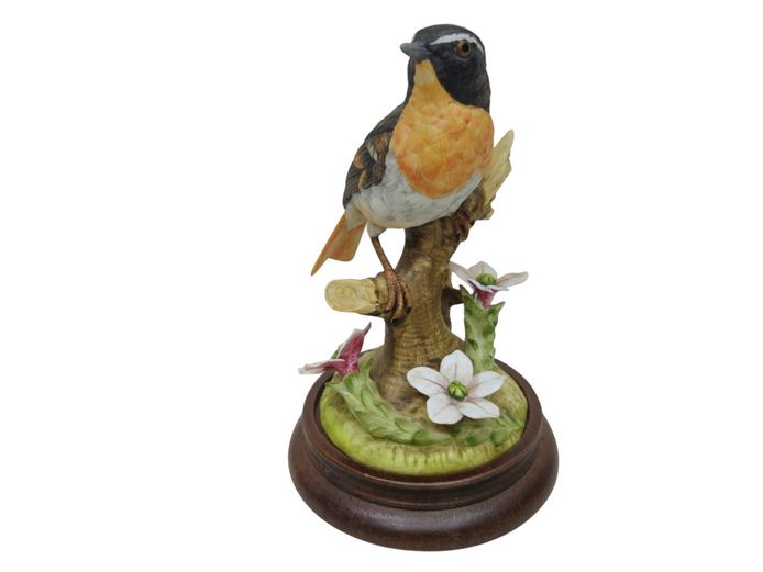 Heritage Porcelain "The Cape Robin" Limited Edition Sculpture (1983)