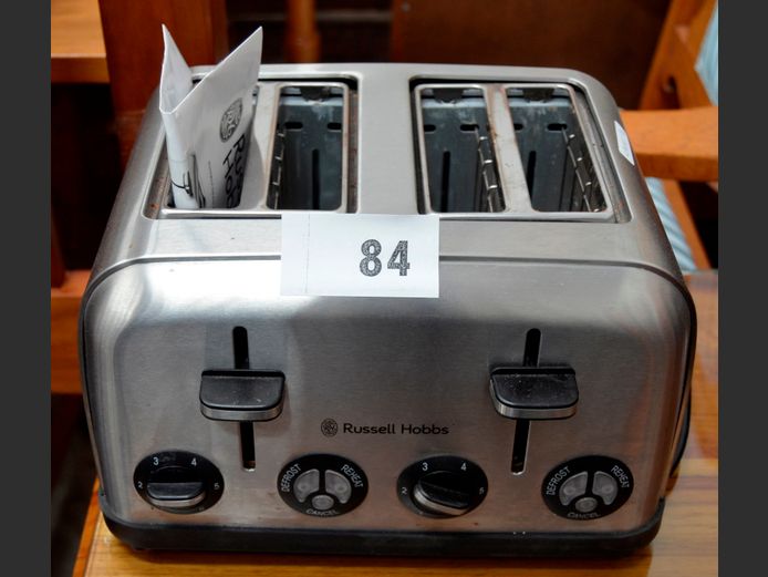 RUSSELL HOBBS STAINLESS STEEL 4-SLICE TOASTER [Switches on, untested further]