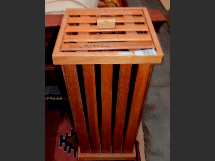 WOODEN LAUNDRY BASKET, 38 x 38 x 74cm