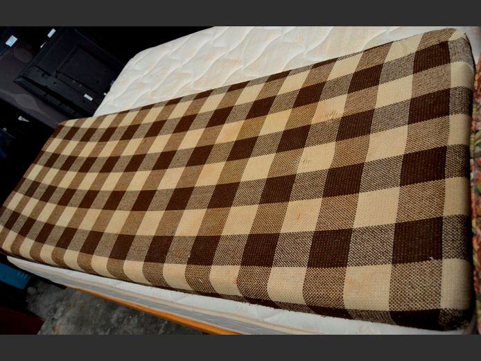 DARK & LIGHT BROWN BENCH CUSHION