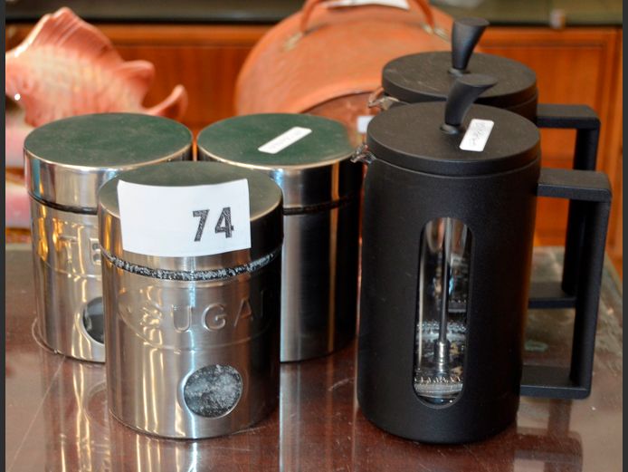 LOT: 2 x FRENCH PRESSES & 3 STAINLESS STEEL STORAGE CANISTERS