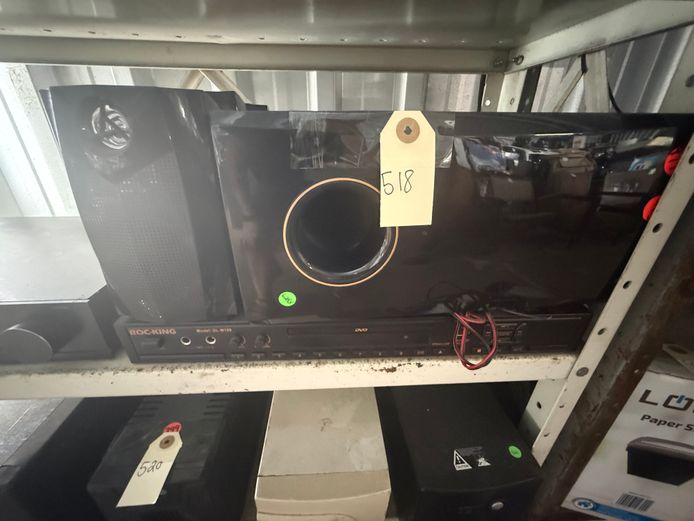 Roc-King DVD Player + Speakers 