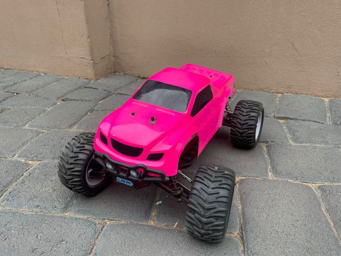 Radio control bakkie