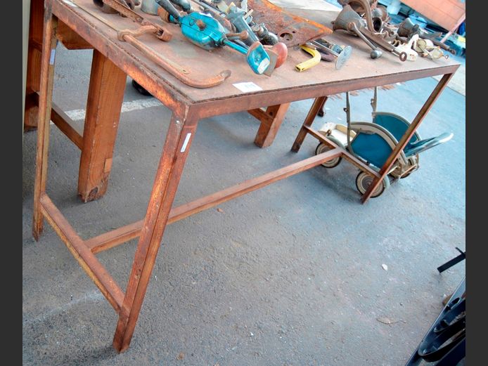 METAL WORK TABLE, 182 x 61 x 92cm [Rusty]