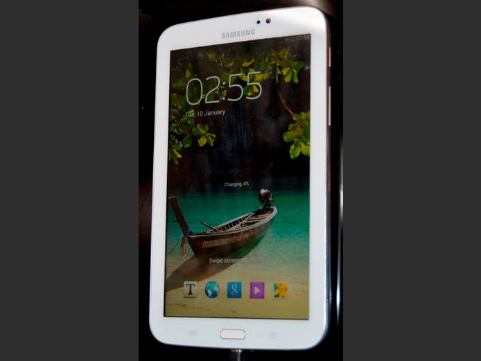 SAMSUNG GALAXY WI-FI TAB 3 [Switches on, no charger]