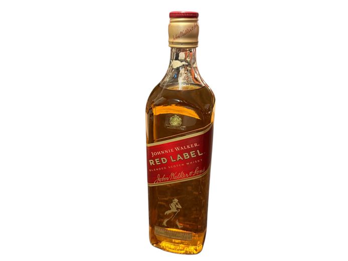 Johnnie Walker Red Label – Blended Scotch Whisky (750ml)