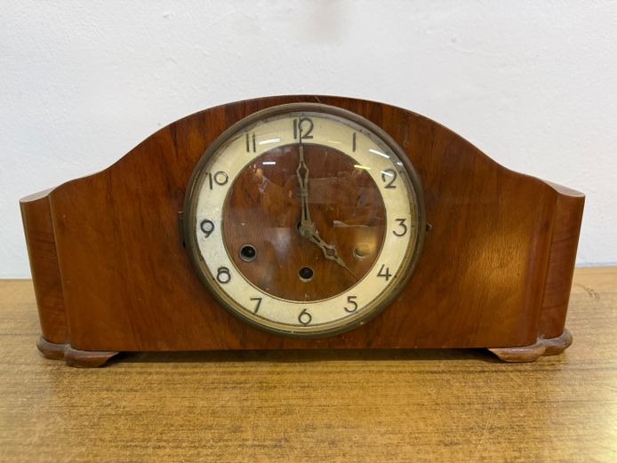 Mantle Piece Clock