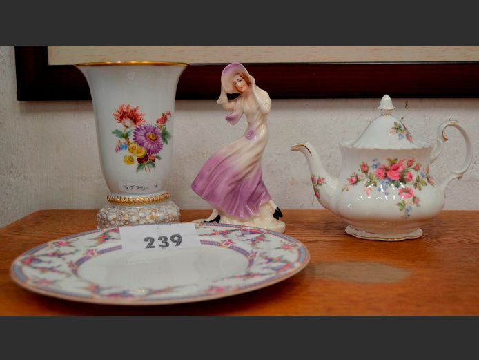 ROYAL ALBERT "MOSS ROSE" TEAPOT, ROSENTHAL VASE, ROYAL WORCESTER "ROSEMARY" PLATE, etc