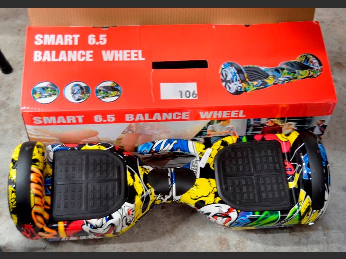 6.5" HOVERBOARD [Switches on, faulty]