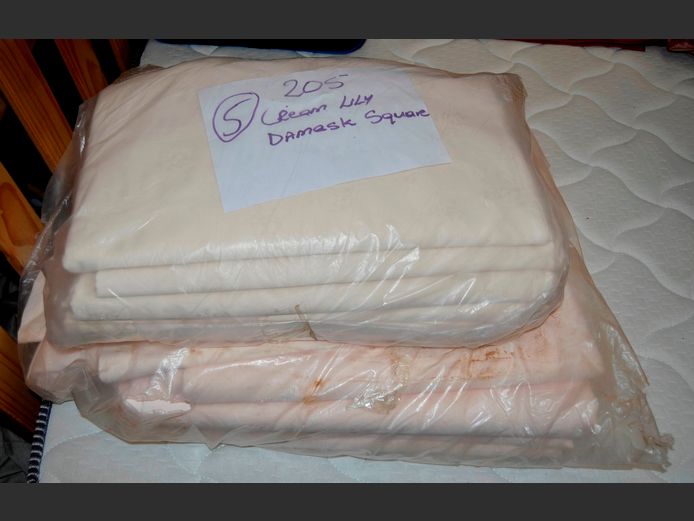 LOT: CREAM DAMASK TABLECLOTHS