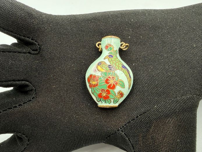 Vintage exquisite artistic water jug pendant