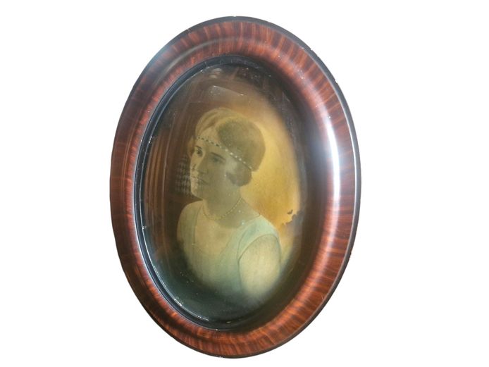 Antique Tiger Wood Oval Portrait with Convex Glass