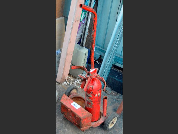 OXY-ACETYLENE TROLLEY & A FIRE EXTINGUISHER [93,95]