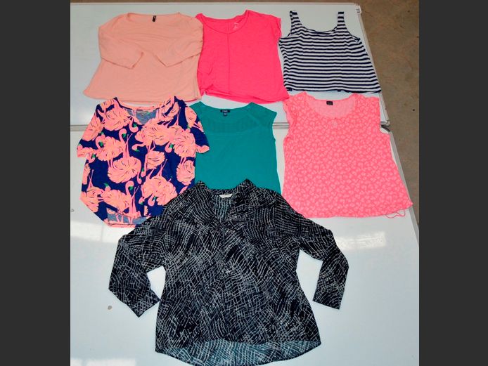 LOT OF 7 LADIES TOPS: FADED GLORY, CHAPS, SONOMA, etc [Sizes 22, XL & XXL]