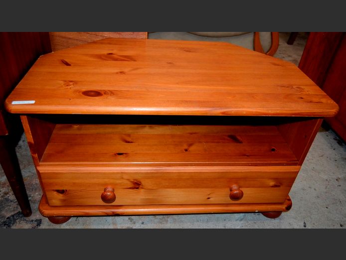OREGON PINE SINGLE DRAWER TV STAND, 80 x 46 x 45cm