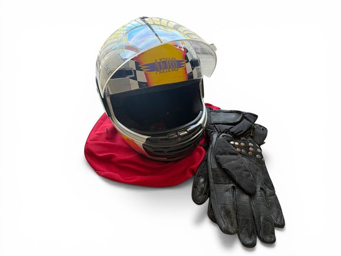 Nitro Motorcycle Helmet with Gloves