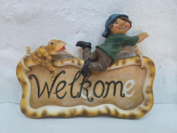 Whimsical "Welkom" Resin Wall Plaque
