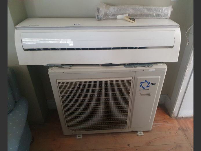 DURHAM-BUSH 36 000BTU SPLIT AIR CONDITIONER 