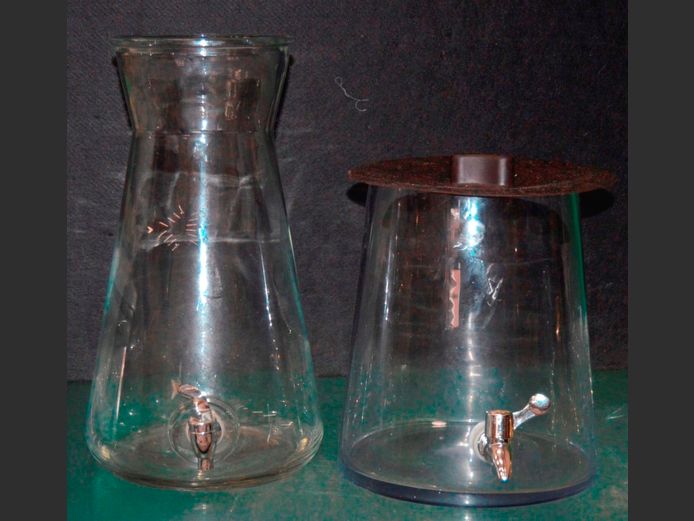 LOT OF 2: GLASS JUICE DISPENSERS, 36cm & 25cm High