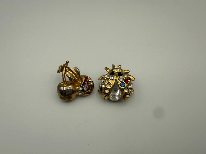 Vintage Costume Jewellery Brooches – Cherry & Ladybird