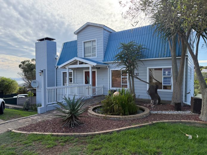 Dana Bay Coastal Home Auction – Family Living or Airbnb Investment