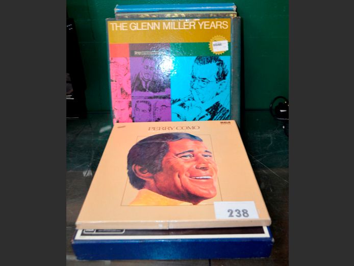COLLECTION LP RECORDS: CLIFF RICHARD, PERRY COMO, GLEN MILLER, etc
