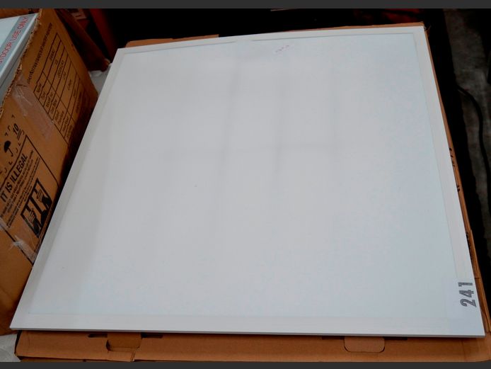 TOSHIBA 40W LIGHT PANEL, 59.5 x 59.5cm [For suspended ceiling]