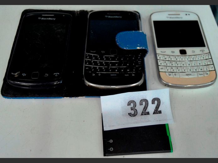 LOT OF 3: BLACKBERRY CELLPHONES [Untested, no chargers]
